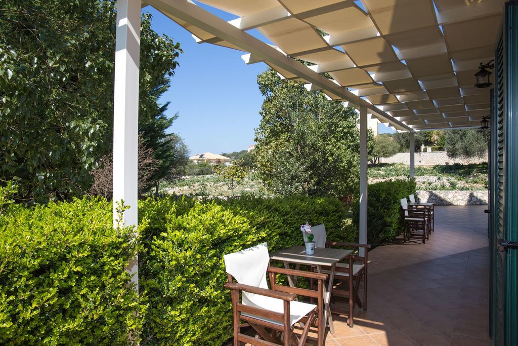 Dina Apartments Razata Exterior photo